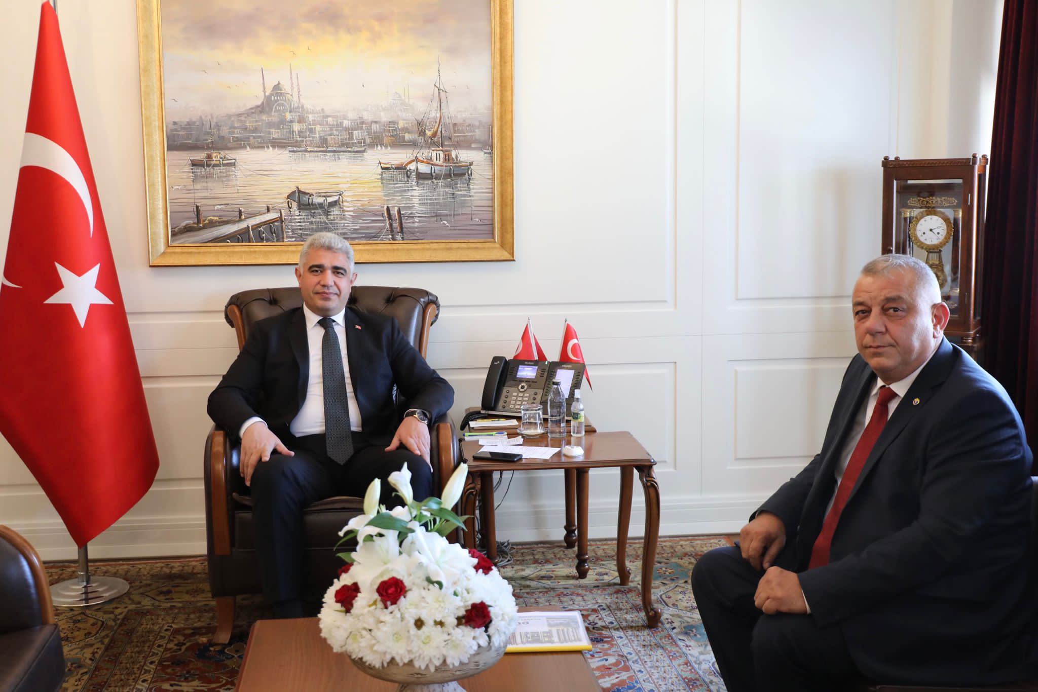 Erdoğan Bıyık, Vali Selçuk Aslan’ı Ziyaret Etti