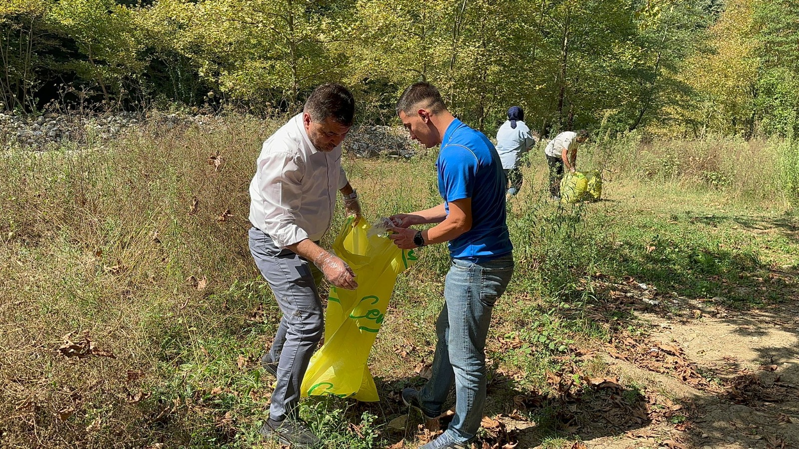 AK PARTİ GENÇLİK KOLLARI’NDAN ANLAMLI HAREKET