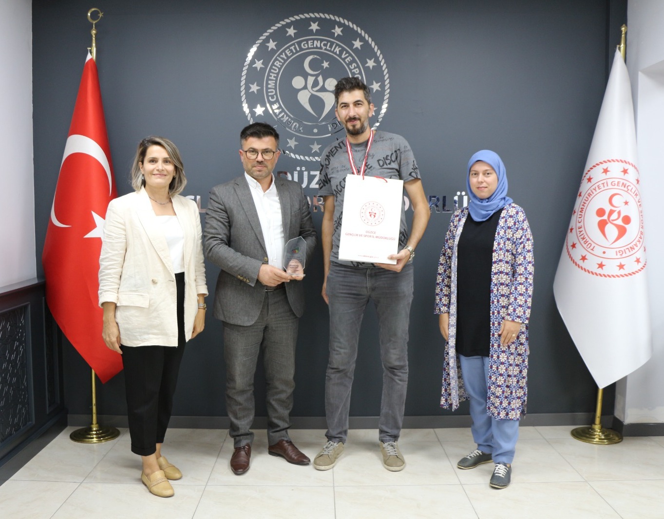 Başarılı Bilardocudan İl Müdürü Yazıcı’yı Ziyaret