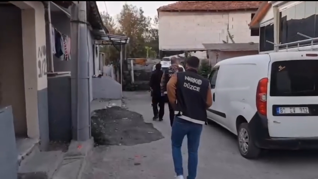 5 AYRI ADRESE OPERASYON