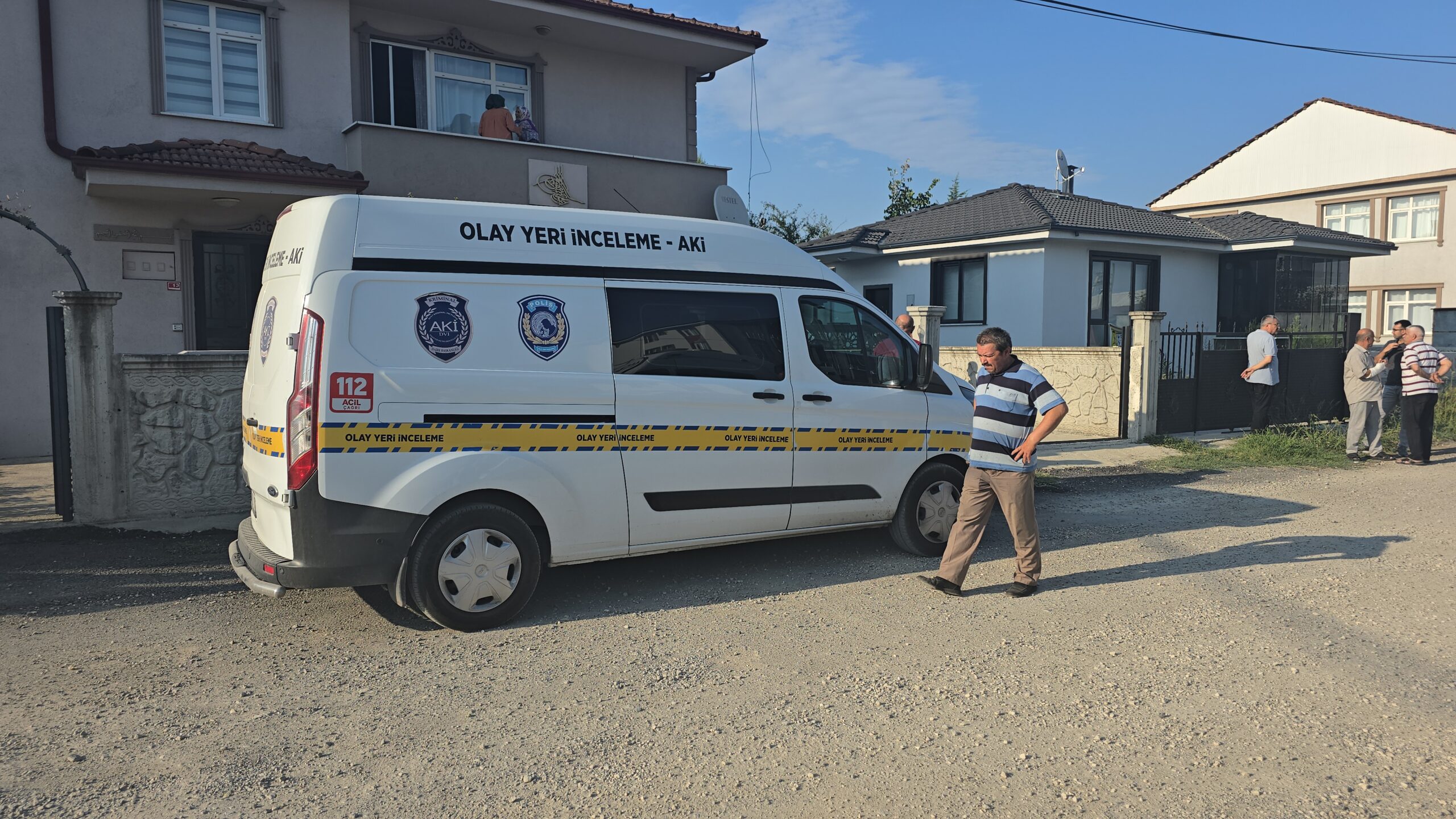 GENÇ KADIN KENDİNİ ASARAK HAYATINA SON VERDİ…