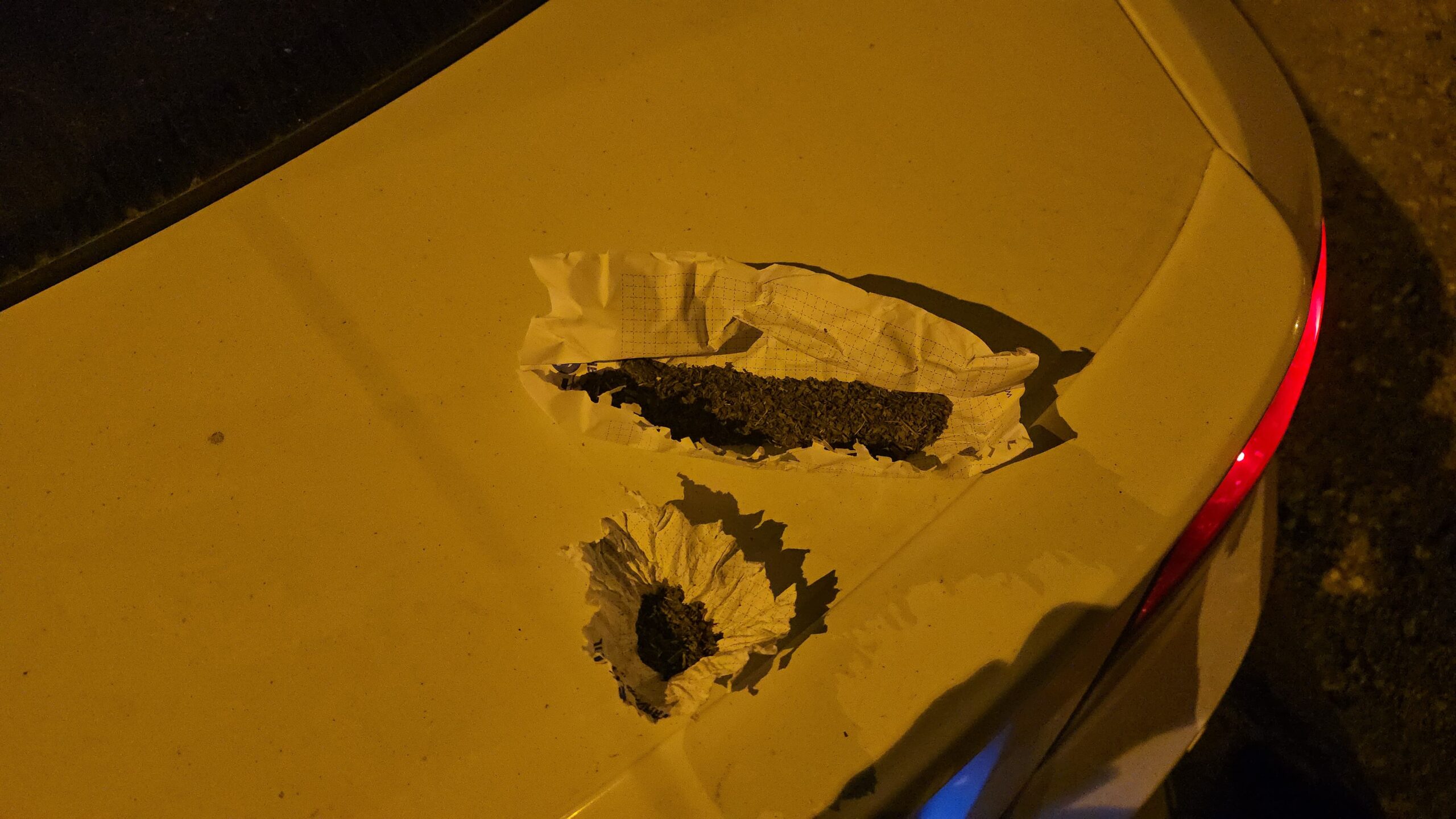 GECE KARTALLARINDAN UYUŞTURUCU BASKINI BONZAİ ELE GEÇİRİLDİ