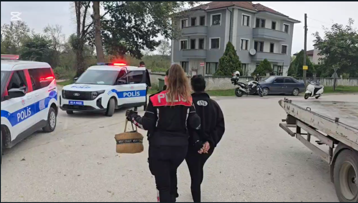 Zorla Araç Kaçırma Olayı! Yunus Timlerinden Kaçamadılar!