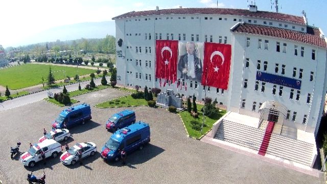 “Düzce’de Skunk Maddesi Ele Geçirildi, Bir Kişi Tutuklandı!”